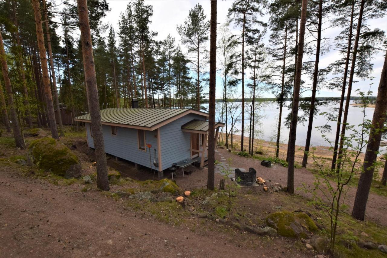 Pyhtaeaen Vuokramoekit Vila Tuuski Exterior foto