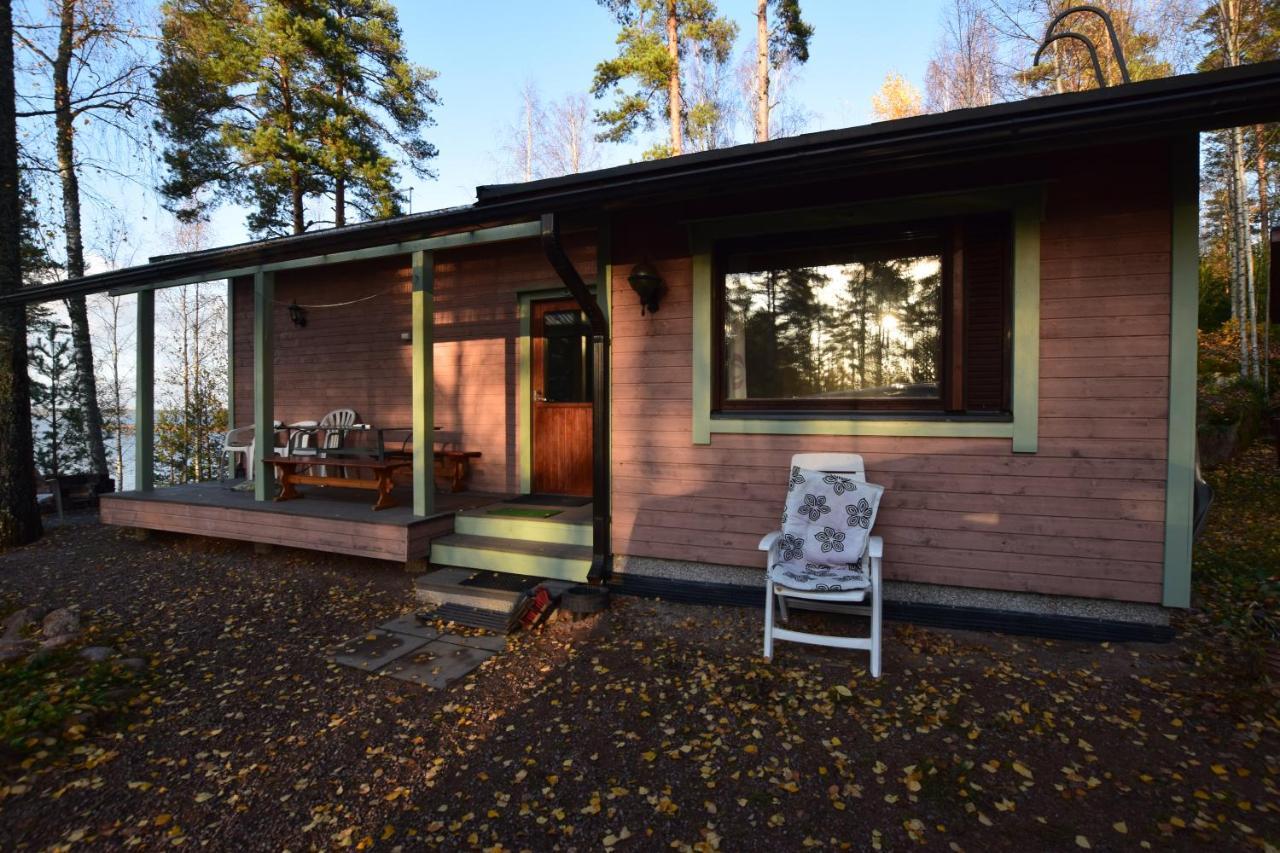 Pyhtaeaen Vuokramoekit Vila Tuuski Exterior foto