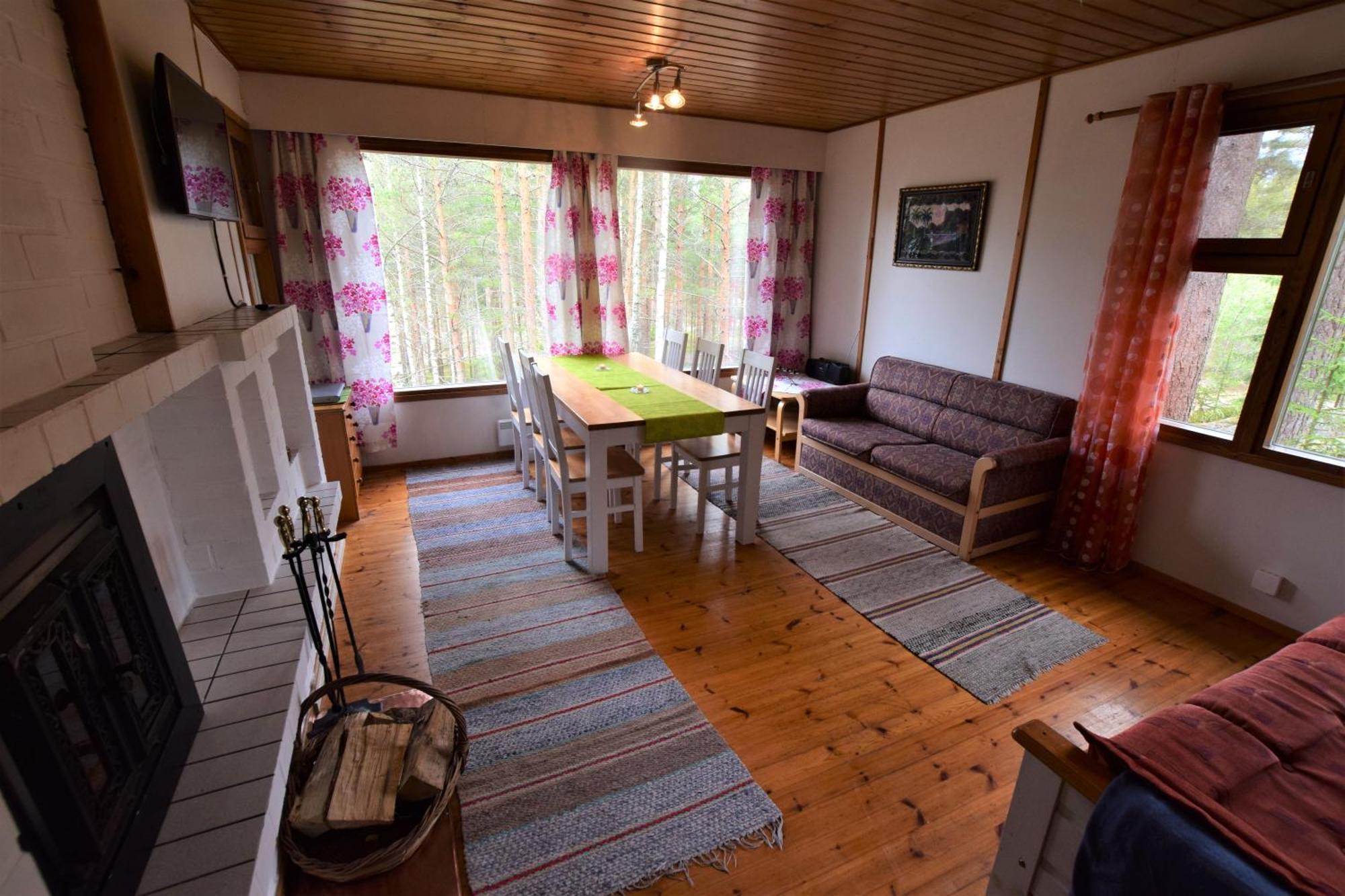 Pyhtaeaen Vuokramoekit Vila Tuuski Exterior foto