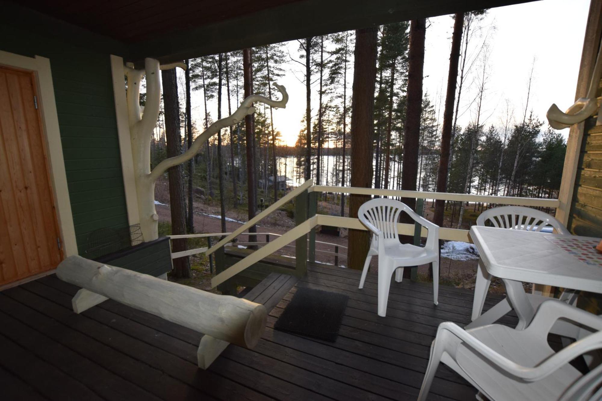 Pyhtaeaen Vuokramoekit Vila Tuuski Exterior foto