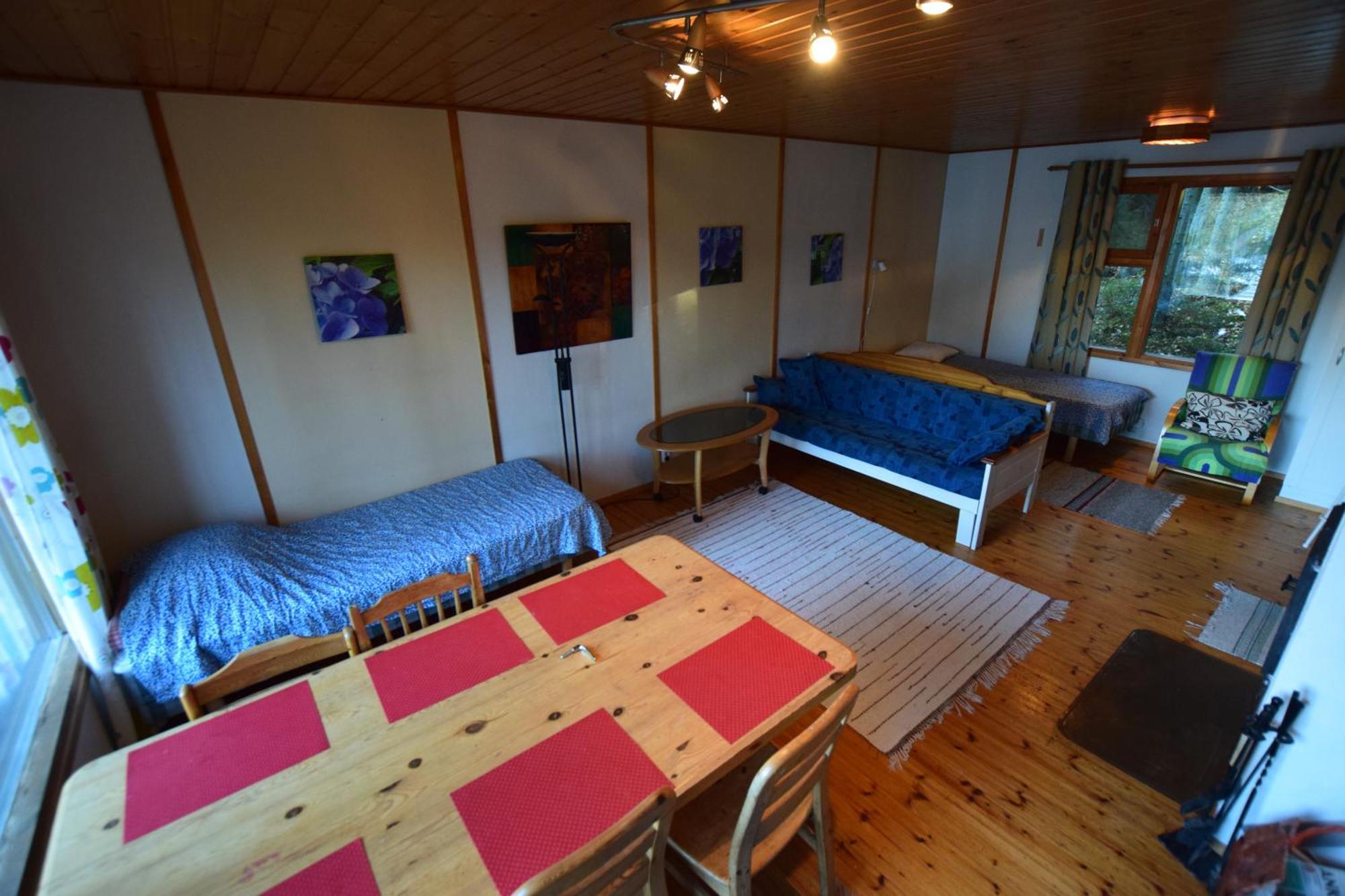 Pyhtaeaen Vuokramoekit Vila Tuuski Exterior foto