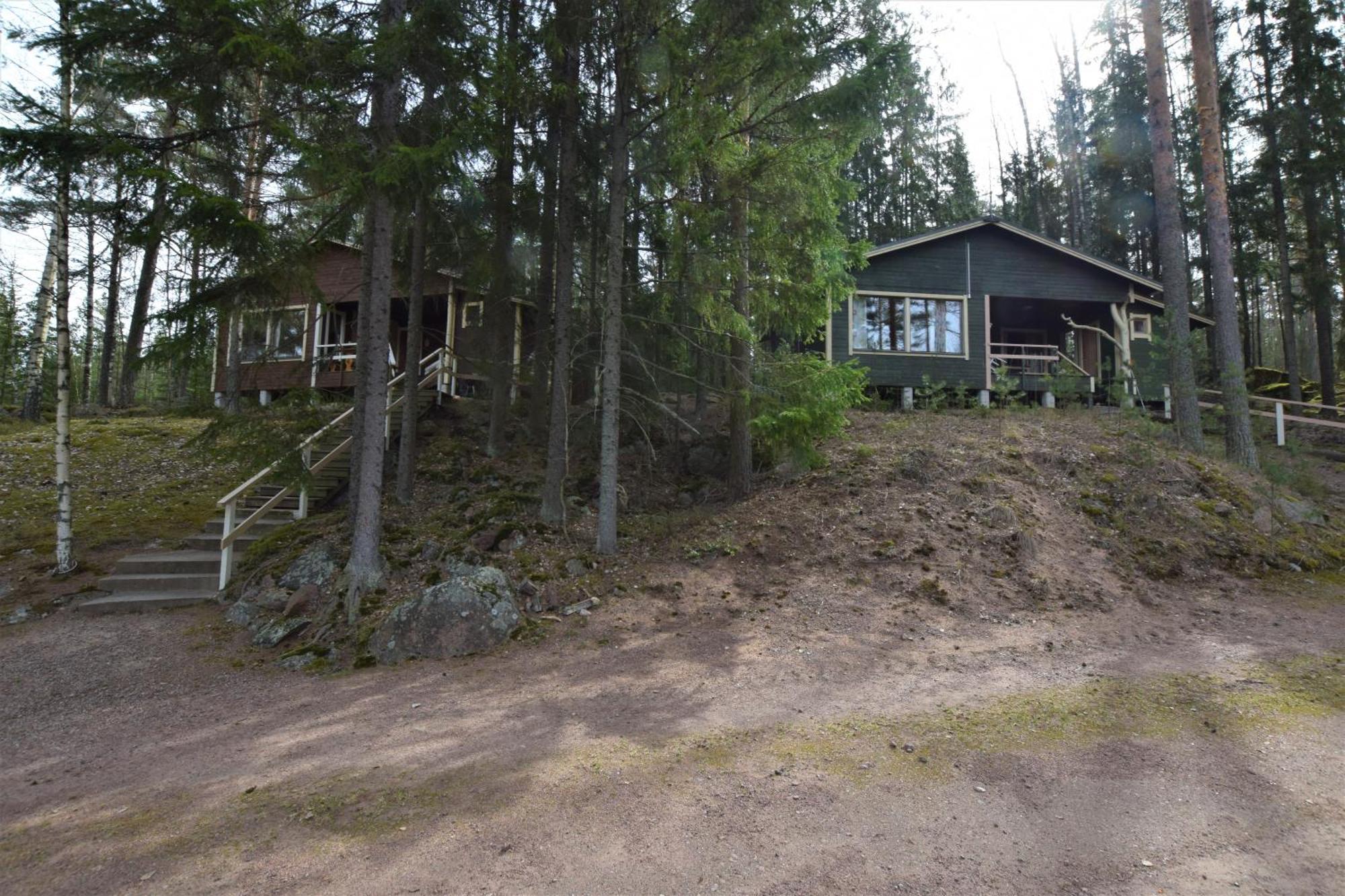 Pyhtaeaen Vuokramoekit Vila Tuuski Exterior foto