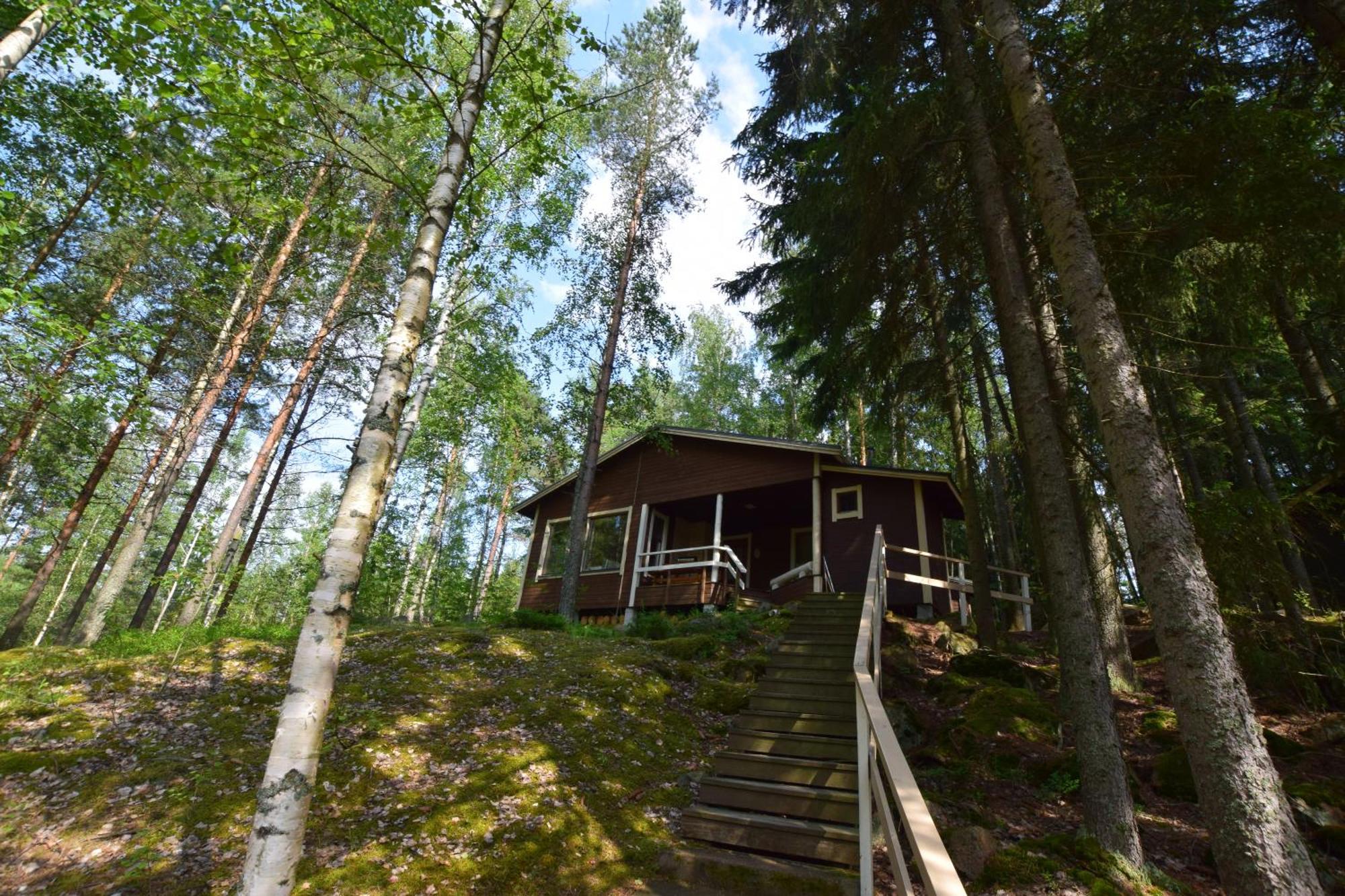 Pyhtaeaen Vuokramoekit Vila Tuuski Exterior foto