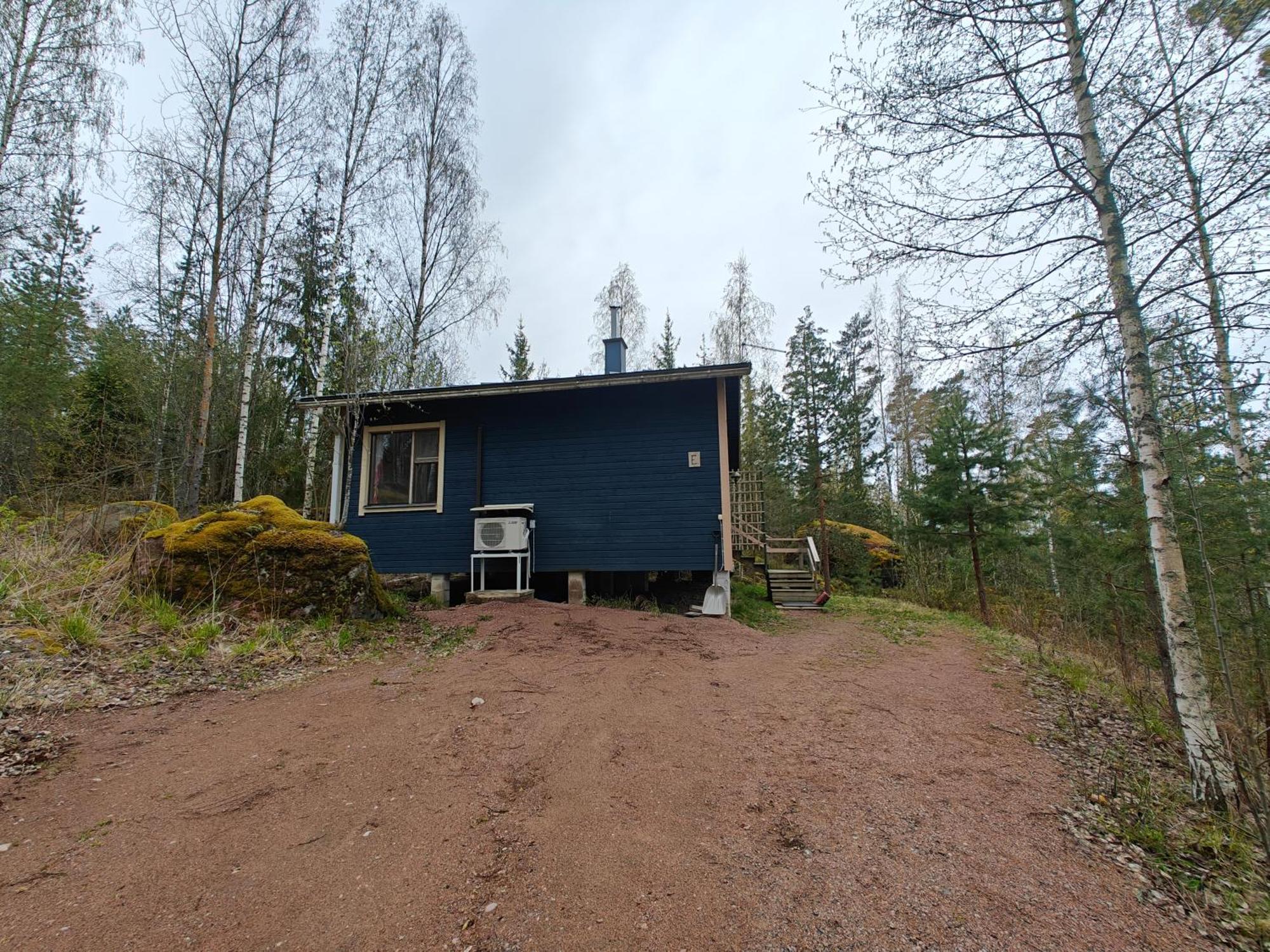 Pyhtaeaen Vuokramoekit Vila Tuuski Exterior foto