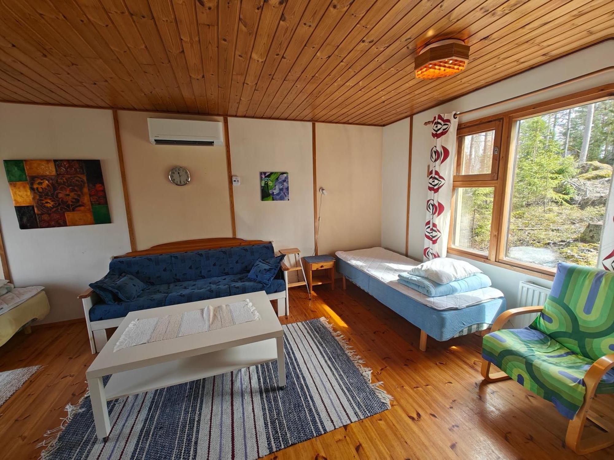 Pyhtaeaen Vuokramoekit Vila Tuuski Exterior foto