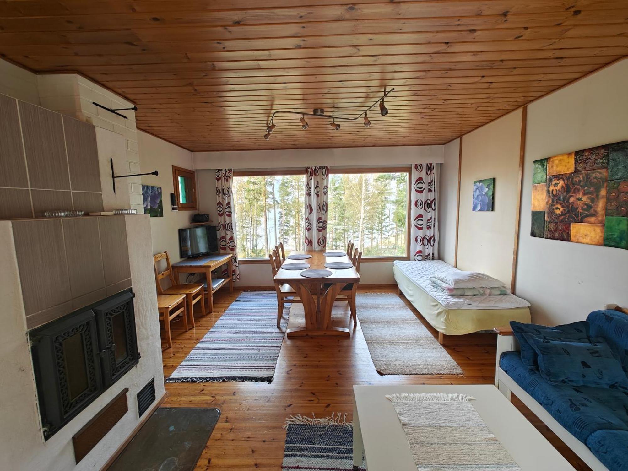 Pyhtaeaen Vuokramoekit Vila Tuuski Exterior foto